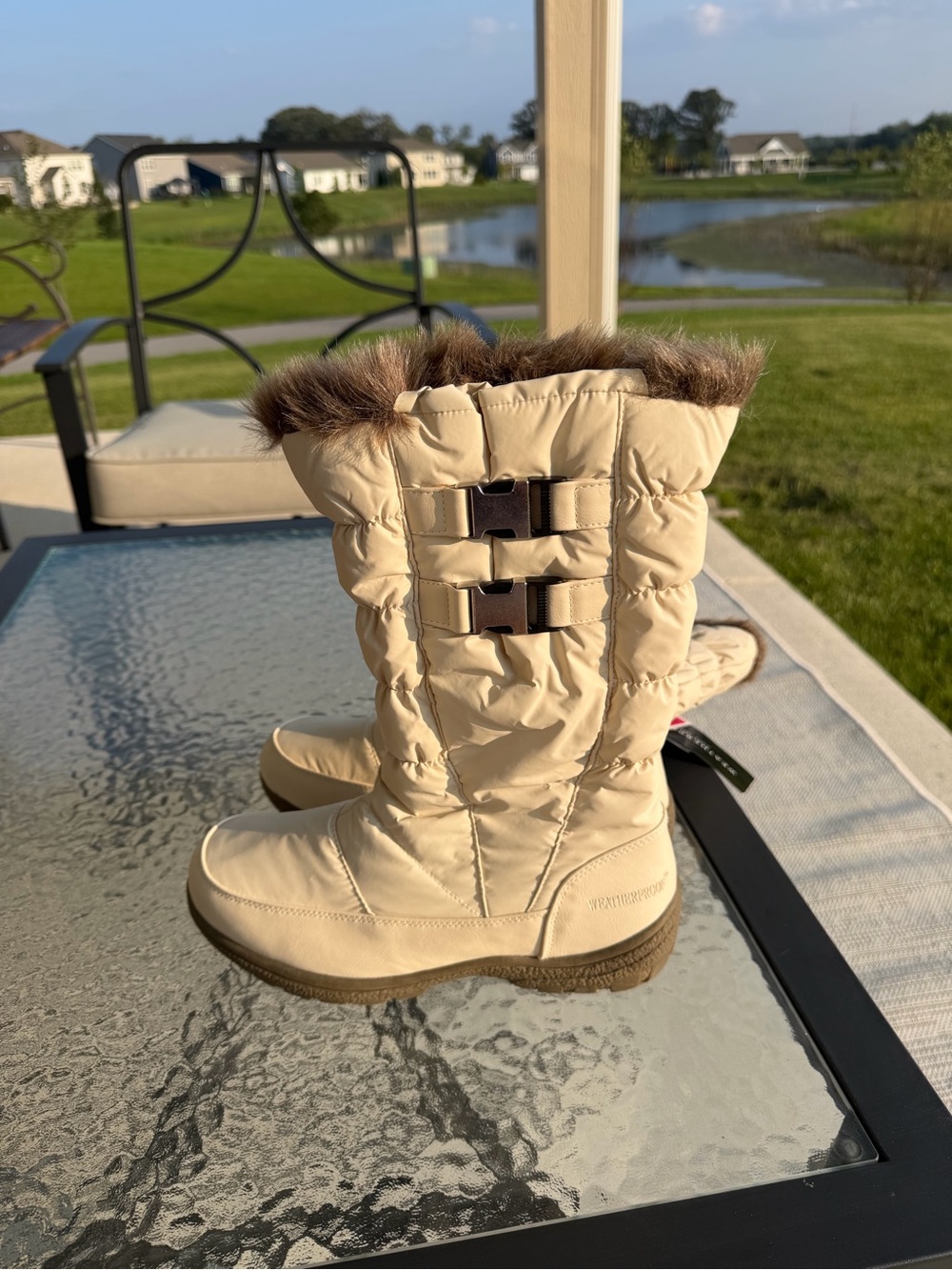 Weatherproof Cream Quilted Mid-Calf Winter Boots with Faux Fur Trim